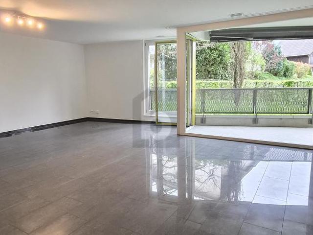 Apartment mieten in Altstetten, Zürich