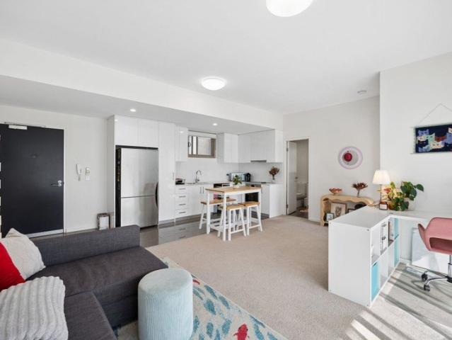 Apartment for sale in Cockburn, Western Australia