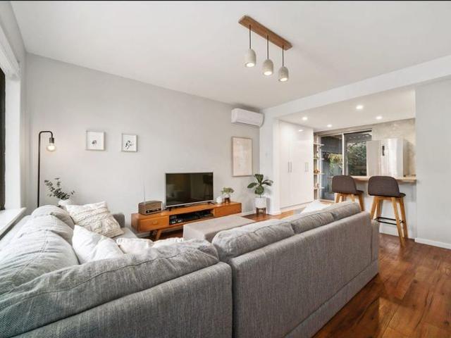 House for rent in Inglewood, City of Stirling