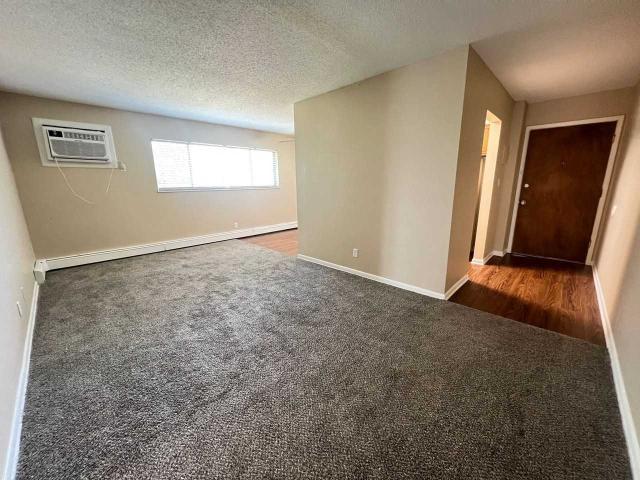 Apartment for rent in Urbandale, Polk County