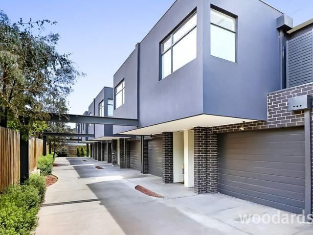 Townhouse for rent in Brunswick West, Melbourne