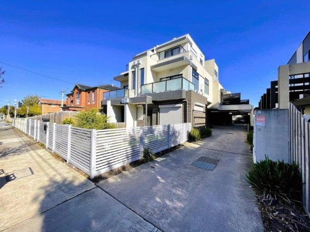 Townhouse for sale in Camerons Creek, Victoria