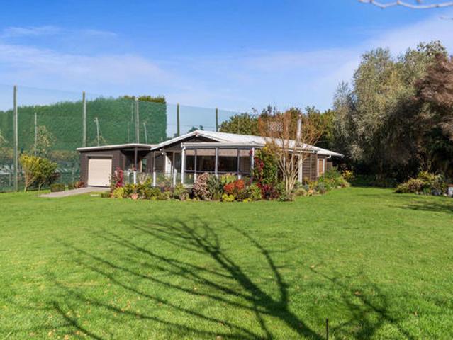 Property for sale in Omokoroa, Bay Of Plenty