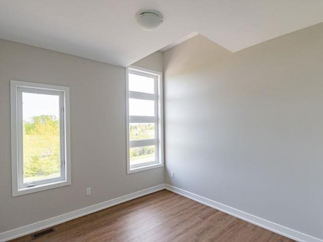 Apartment for rent in Mulhurst Bay, Ontario