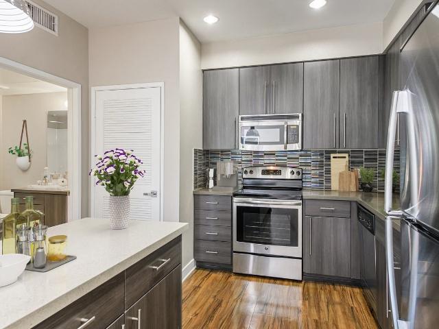 Apartment for rent in Long Beach, California