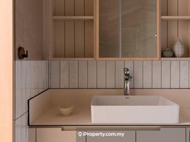 Serviced Residence for sale in Pantai
