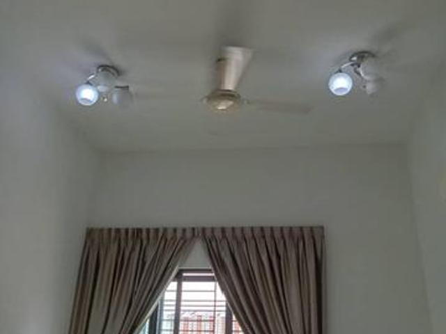 Serviced Residence for sale in Petaling, Damansara Damai