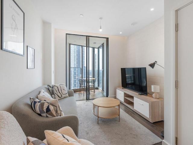 Apartment for rent in London Borough of Lambeth, Greater London