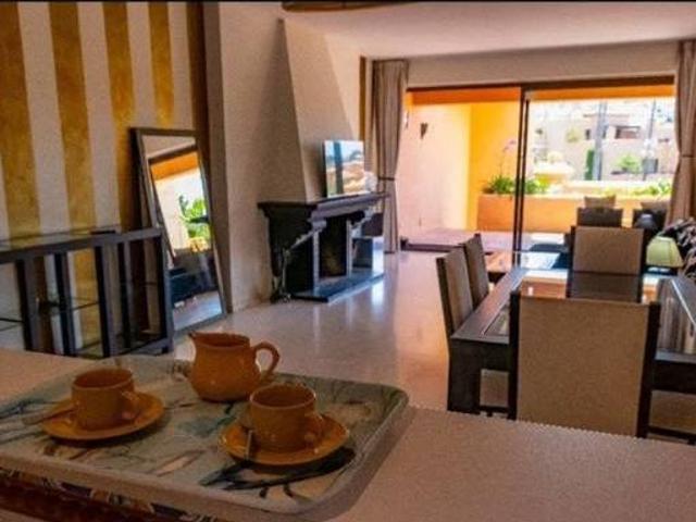Casa en alquiler en Benahavís