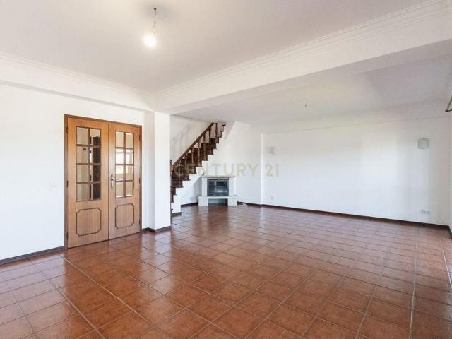 Apartamento alugar em Urbanização Quinta da Nogueira, Condeixa-a-Nova