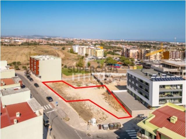 Terreno venda em Santiago Dos Velhos, Lisboa
