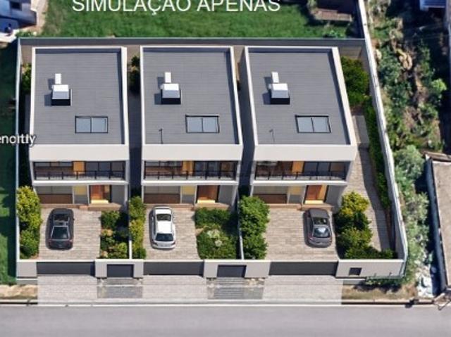 Terreno venda em Santo Tirso, Porto