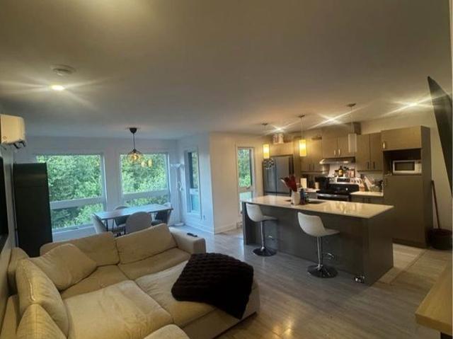Apartment for rent in Les Moulins, Quebec