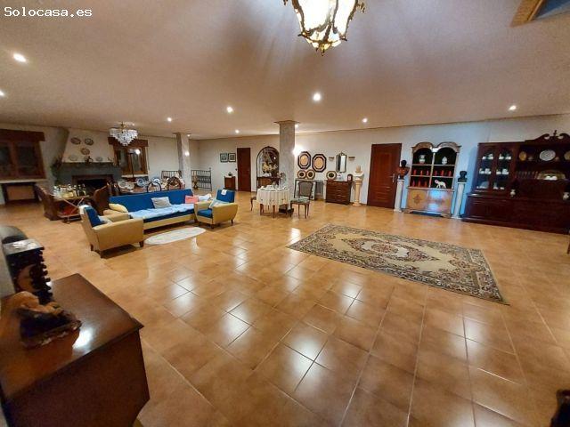 Casa en venta en Urbanización Altozano, Castellanos De Villiquera