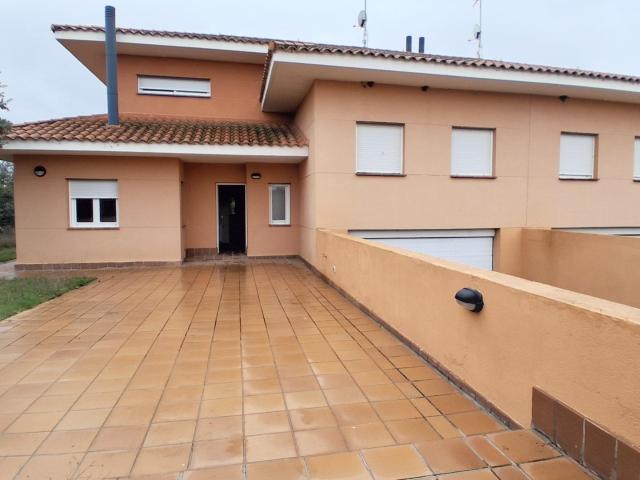 Casa en venta en Golpejas, Castilla y León
