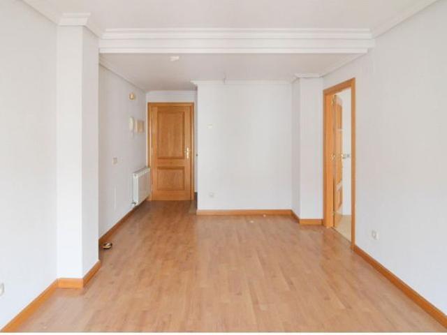 Piso en venta en La Fuente De San Esteban