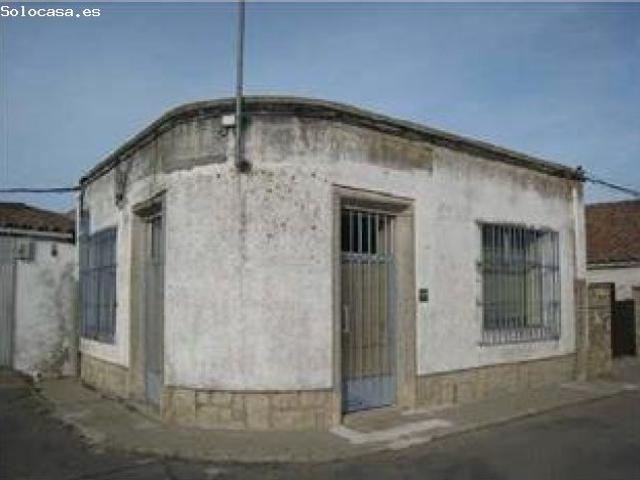 Local Comercial en venta en Villar De Peralonso, Castilla y León