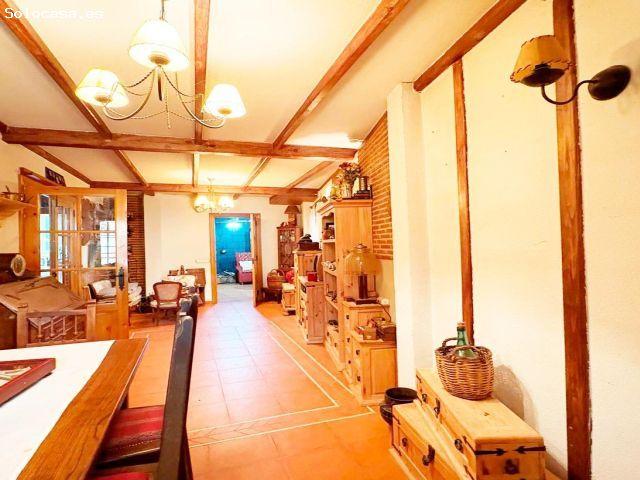 Casa en venta en Navarredonda De La Rinconada
