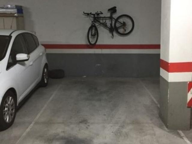 Garaje en venta en Puente Ladrillo, Salamanca