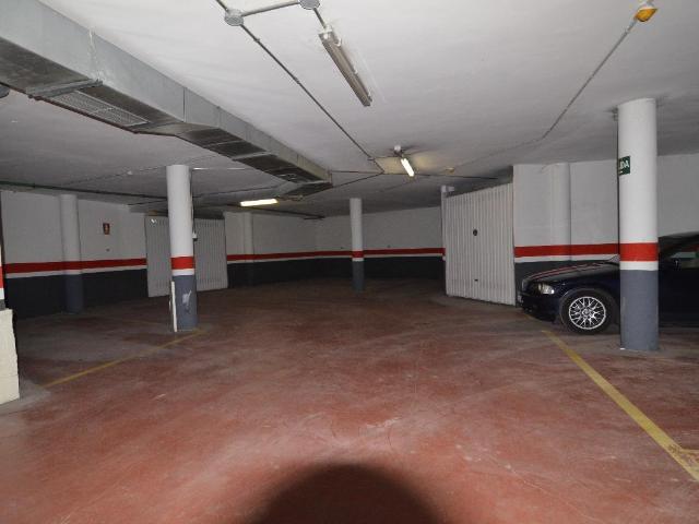 Garaje en venta en Aldeaseca de Armuña, Villares De La Reina