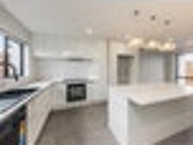 Apartment for sale in Papatoetoe