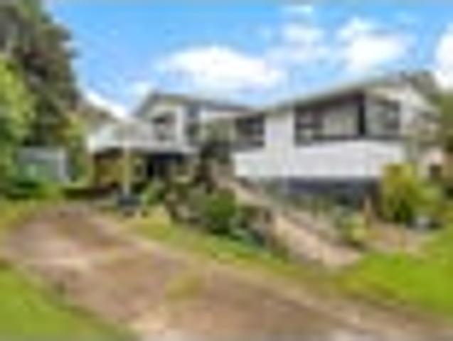 House for sale in Waitakere