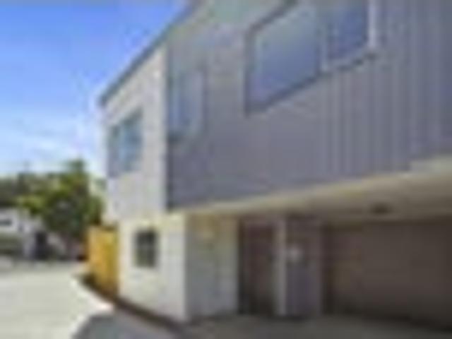 House for sale in Owhata