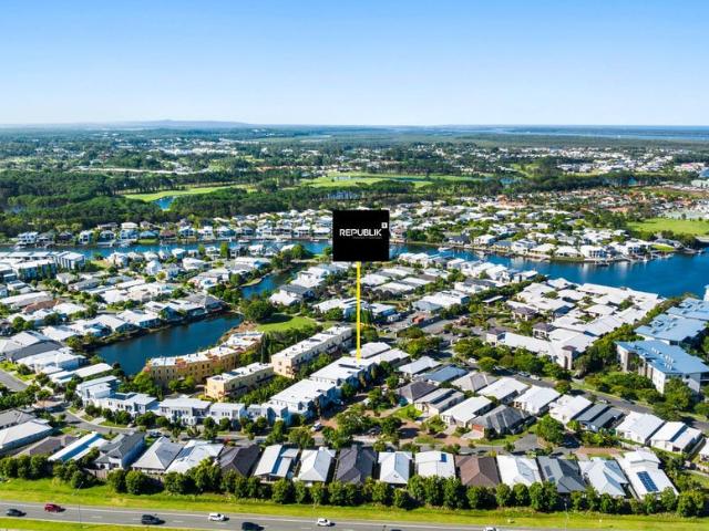 Townhouse for sale in Cova Residences, Gold Coast City