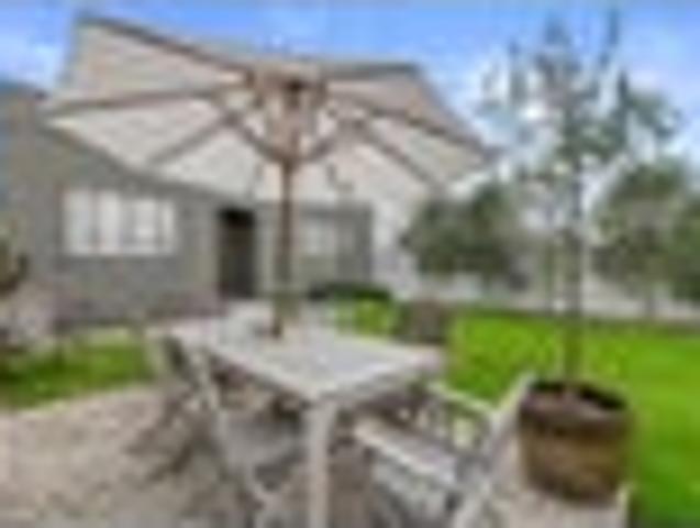 House for sale in Māngere Bridge, Māngere-Ōtāhuhu