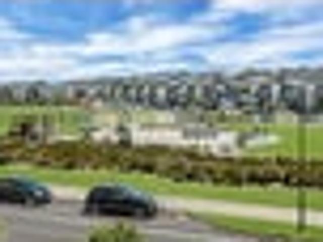 Townhouse for sale in Whangaparaoa