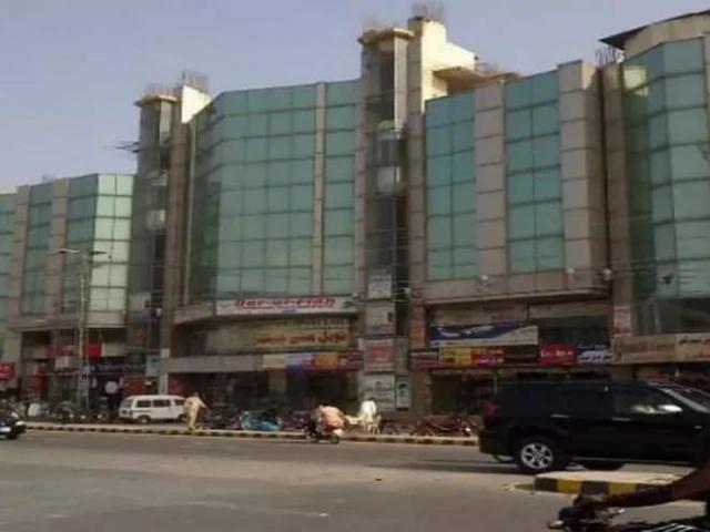 Commercial for sale in 72 MB Floor Zainab tower, Link road, Model town, Lahore, Punjab, Pakistan, Model Town