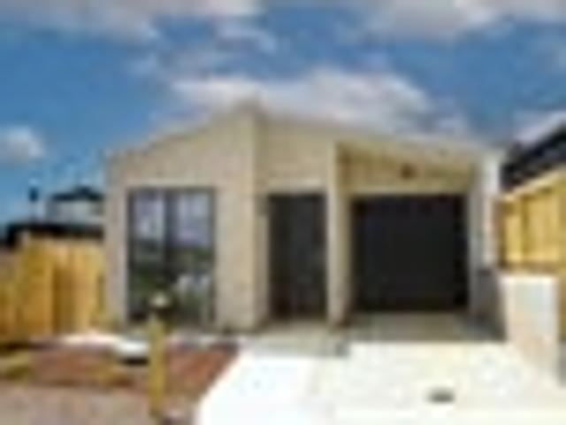 House for sale in Awhitu