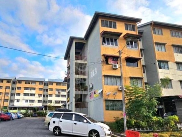 Flat for sale in Nilai, Negeri Sembilan