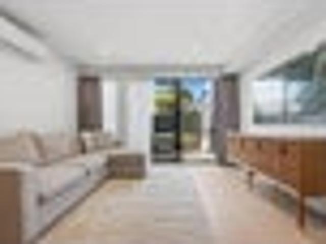 Townhouse for sale in Owhata, Oroua County