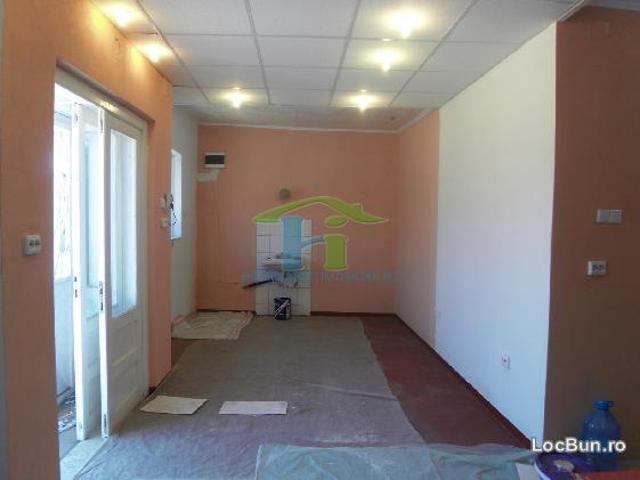 Spațiu Comercial vânzări în Mioveni, Argeș