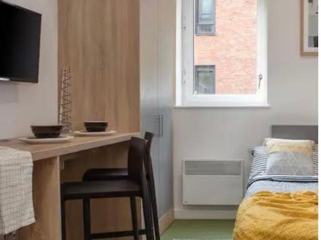 Studio for rent in Jewellery Quarter, West Midlands