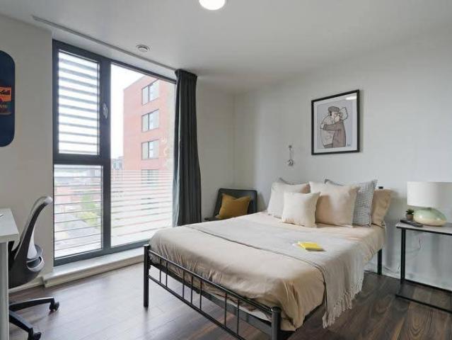 Studio for rent in City Centre, South Yorkshire