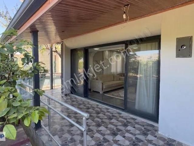 Seferihisar, İzmir içerisinde kiralık Villa