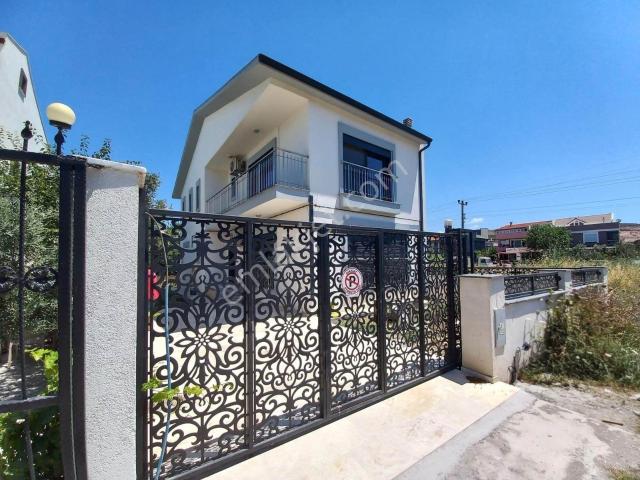 Urla, İzmir içerisinde kiralık Villa