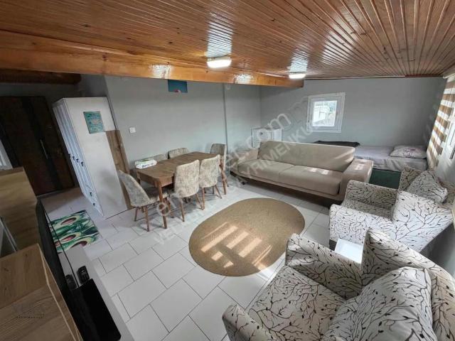 Urla, İzmir içerisinde kiralık mülk