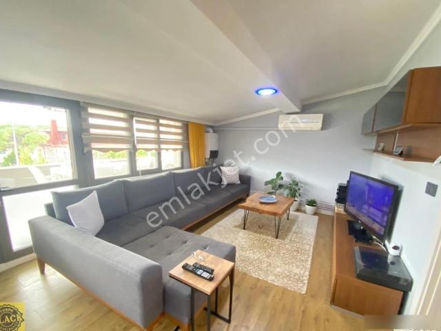 Urla, İzmir içerisinde satılık Bina