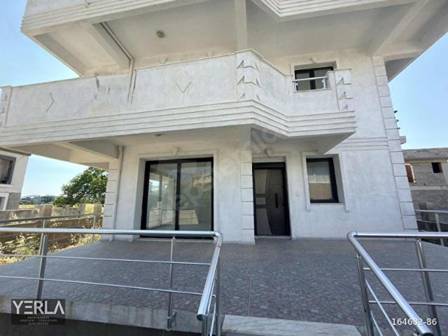 Urla, İzmir içerisinde satılık Villa
