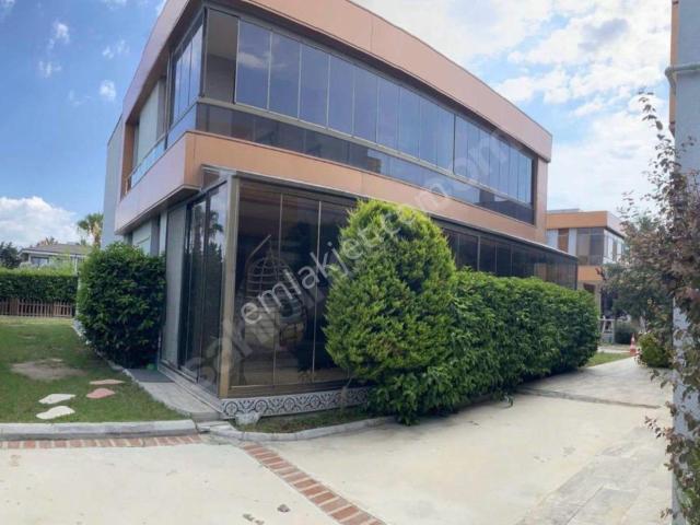 Urla, İzmir içerisinde satılık Villa
