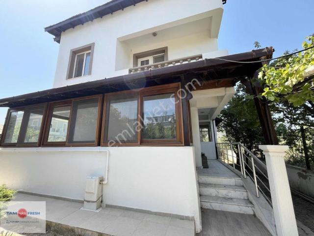 Urla, İzmir içerisinde kiralık Villa