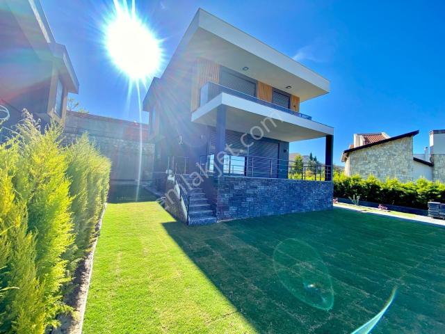Urla, İzmir içerisinde satılık Villa