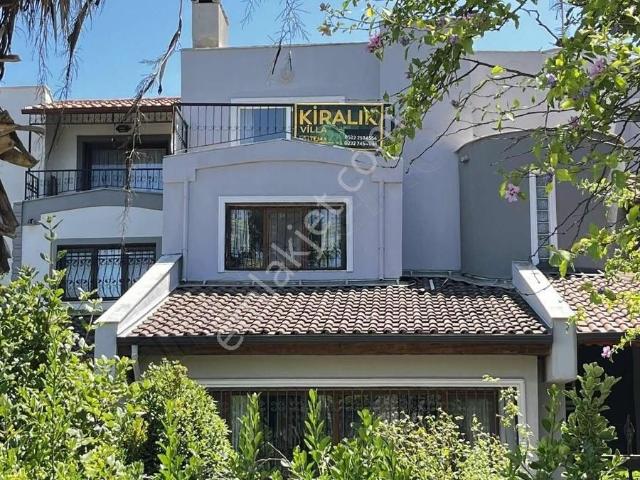 Urla, Yenikent Mahallesi içerisinde kiralık Villa