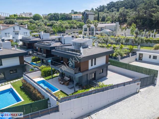 Urla, İzmir içerisinde satılık Villa