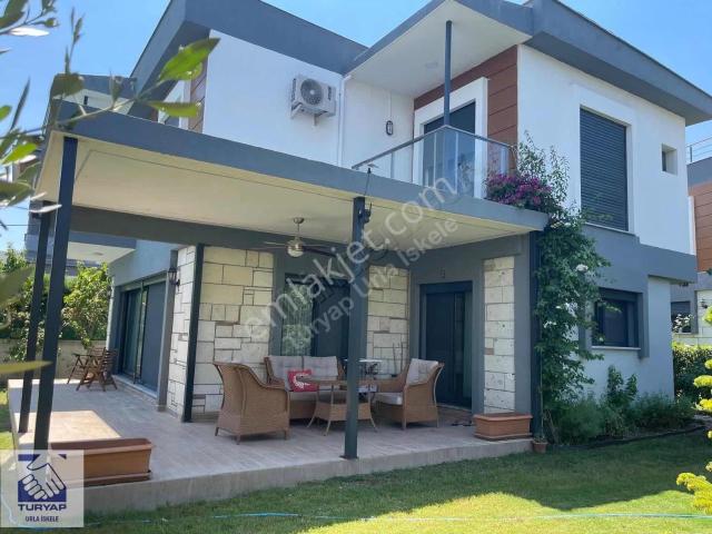 Urla, İzmir içerisinde kiralık Villa