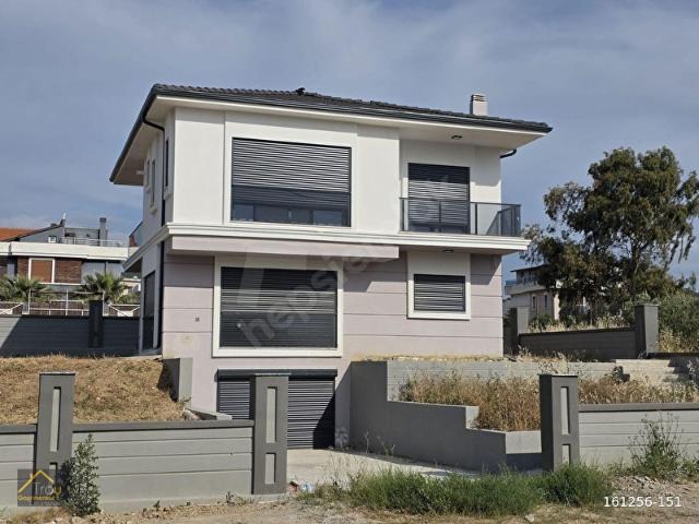 Urla, İzmir içerisinde satılık Villa