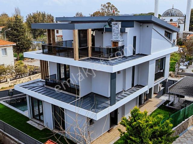 Urla, İzmir içerisinde satılık Villa
